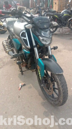 Yamaha fzs v3